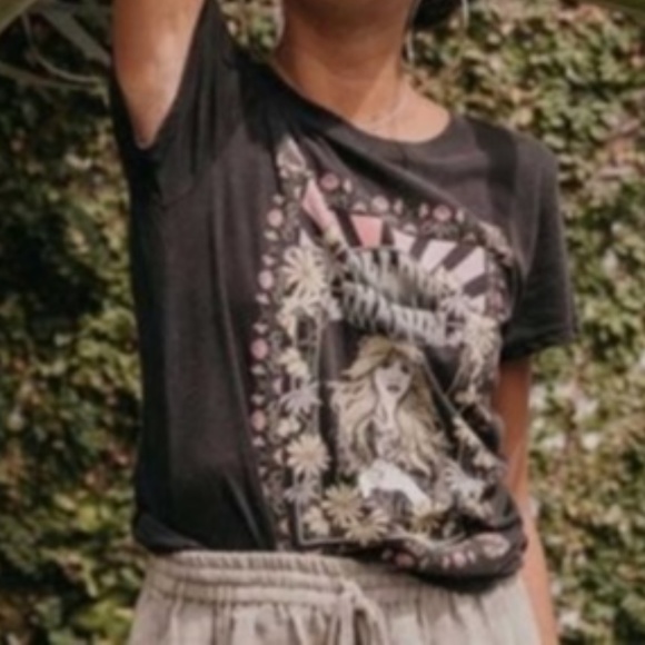 Stevie nicks Follow the sun Vintage Style graphic Tee - Picture 3 of 6